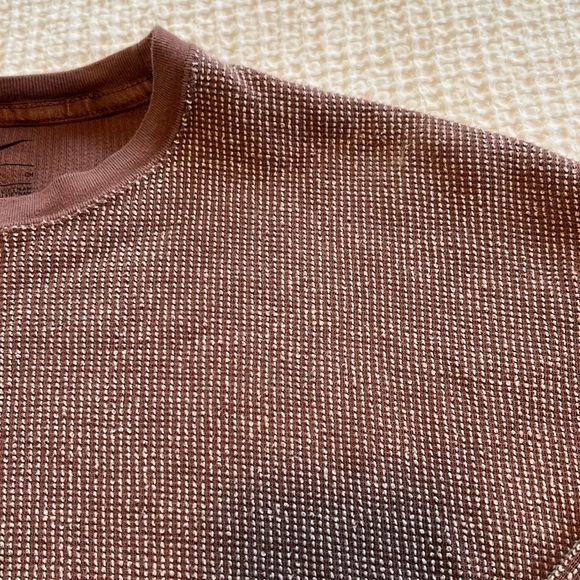 Nike Embroidered Cropped Crew Neck - Picture 3 of 5